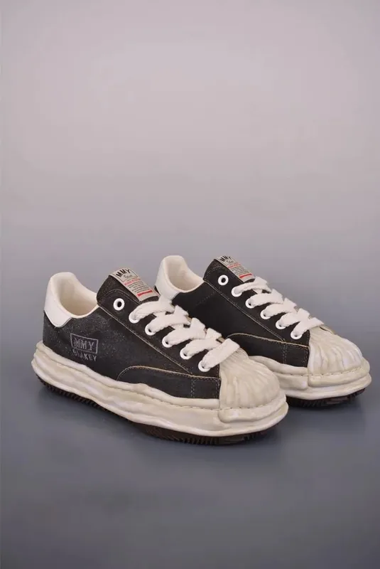 Mihara Sneakers Ver.M3