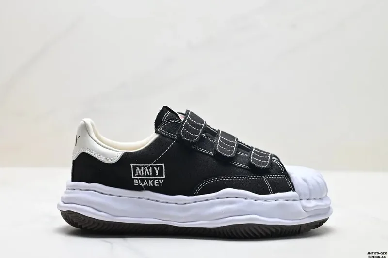 Mihara Sneakers Ver.N