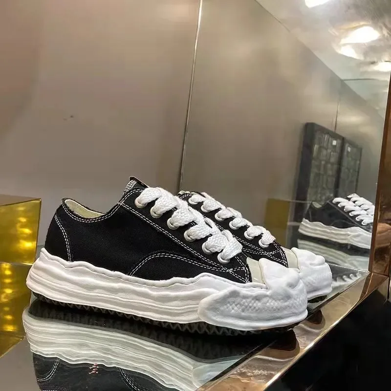 Mihara Sneakers Ver.Q2