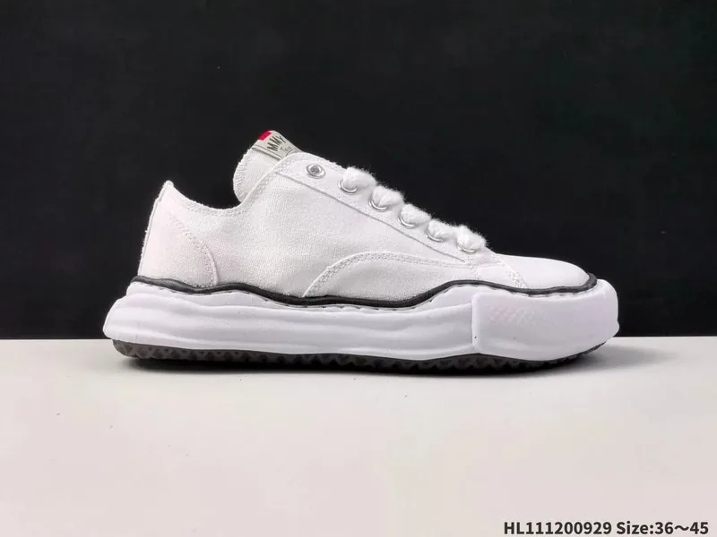 Mihara Sneakers Ver.Q3