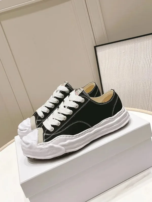 Mihara Sneakers Ver.R2