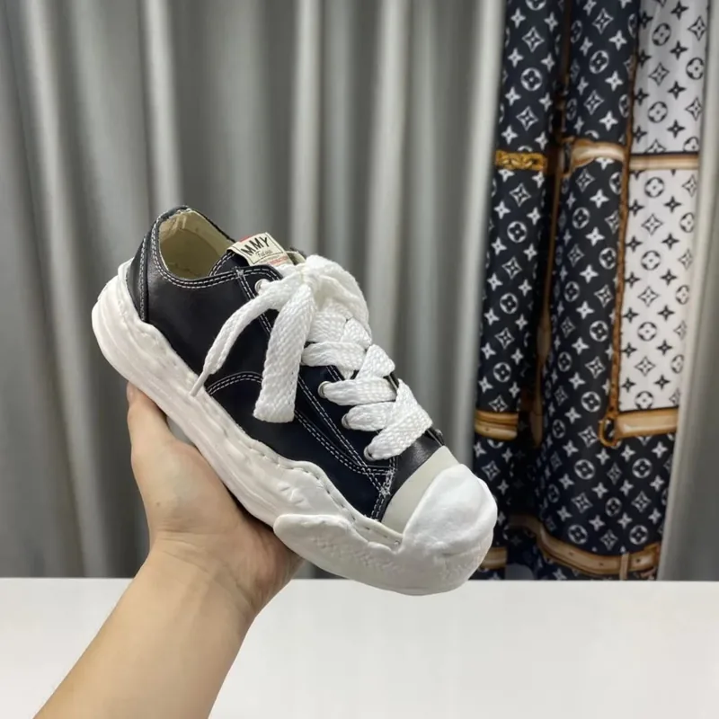 Mihara Sneakers Ver.W2