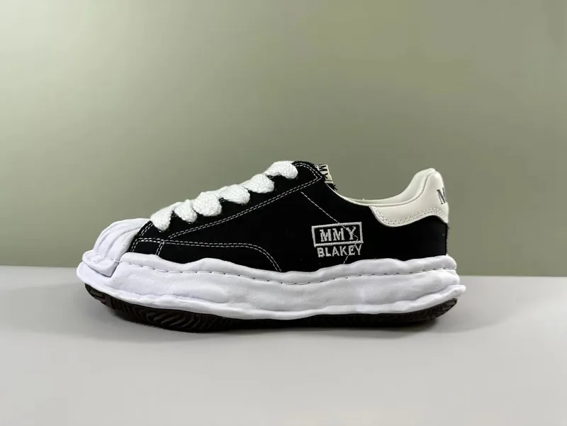 Mihara Sneakers Ver.X
