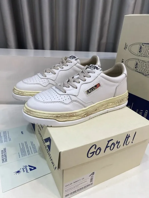 Mihara Sneakers Women Ver.E