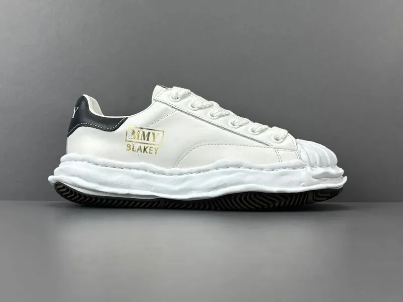 Mihara White Sneakers Women