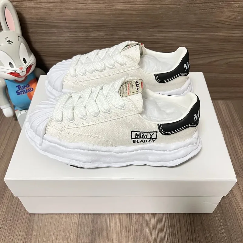Mihara White Sneakers Women Ver.A
