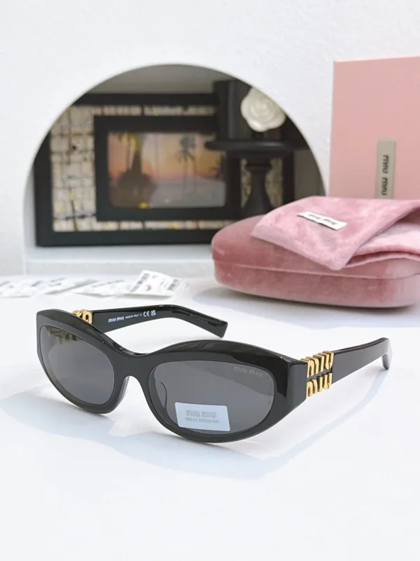 Miu Miu SMU14ZS Sunglasses 59-17-130