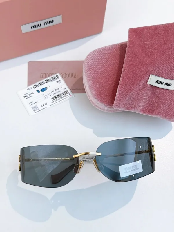 Miu Miu Zeiss Lens Sunglasses Ver.F