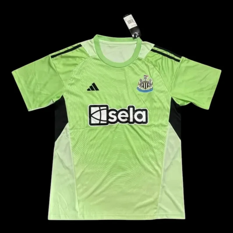 Newcastle United 25/26 Goalkeeper Jersey