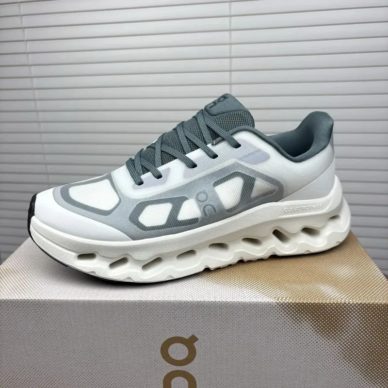 On Running Multicolor Sneakers Ver.C