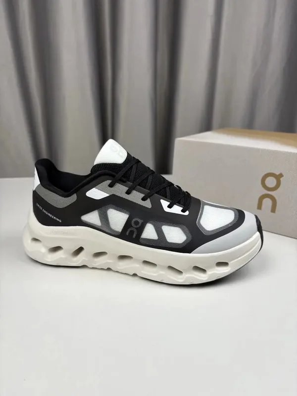 On Running Multicolor Sneakers Women Ver.A