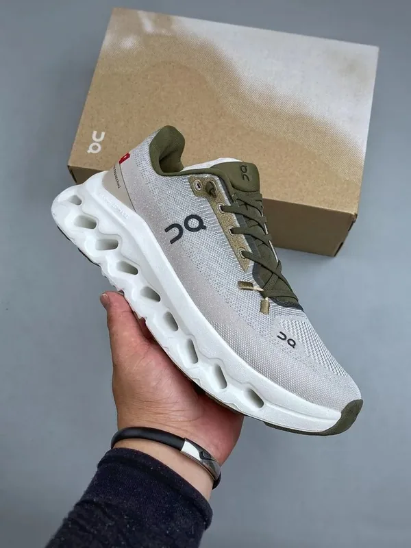 On Running Sneakers Ver.C