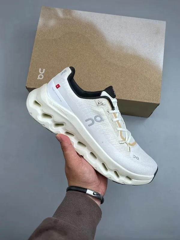 On Running Sneakers Ver.F