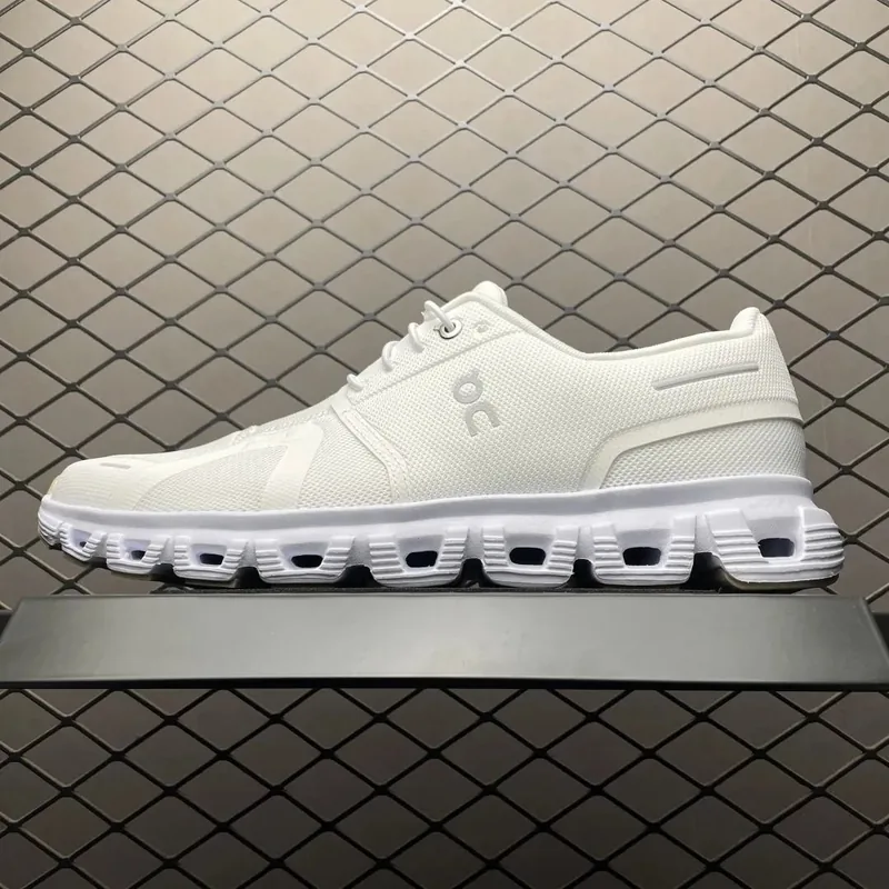 On Running Sneakers Ver.M