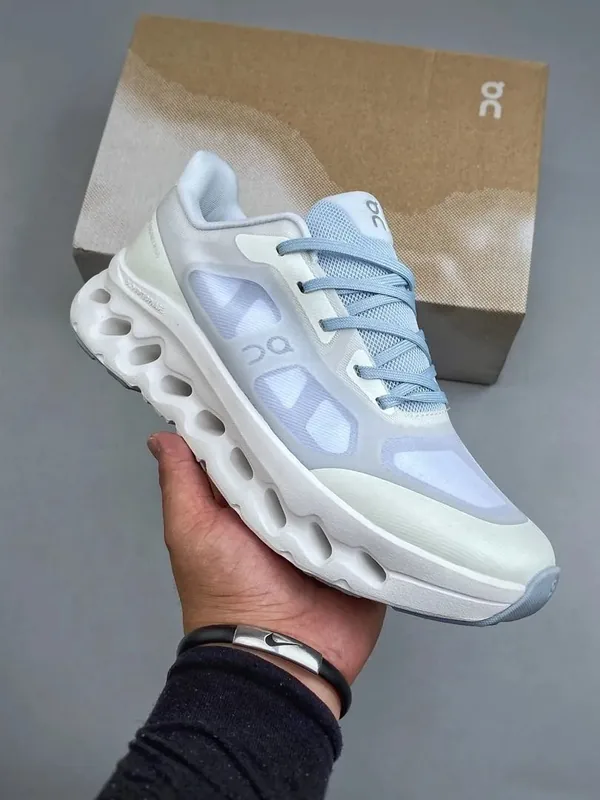 On Running Sneakers Ver.O