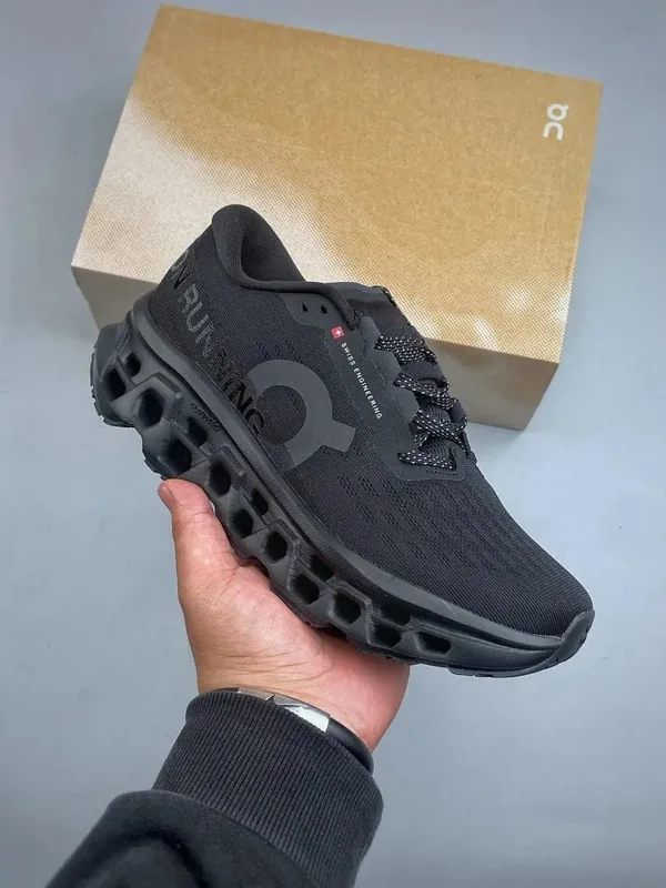 On Running Sneakers Ver.O