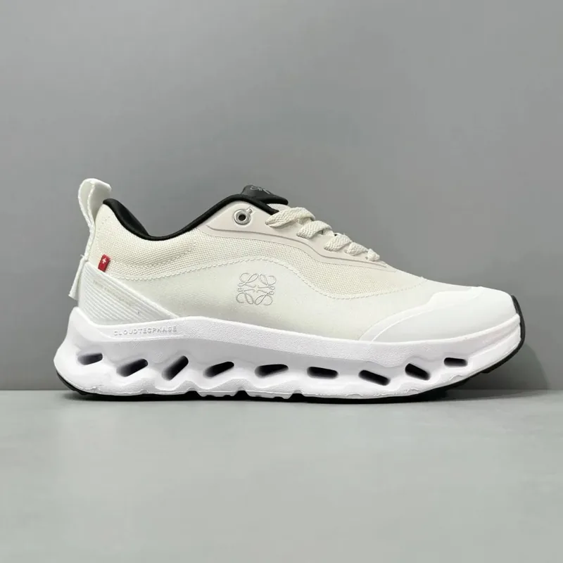 On Running White Sneakers Women
