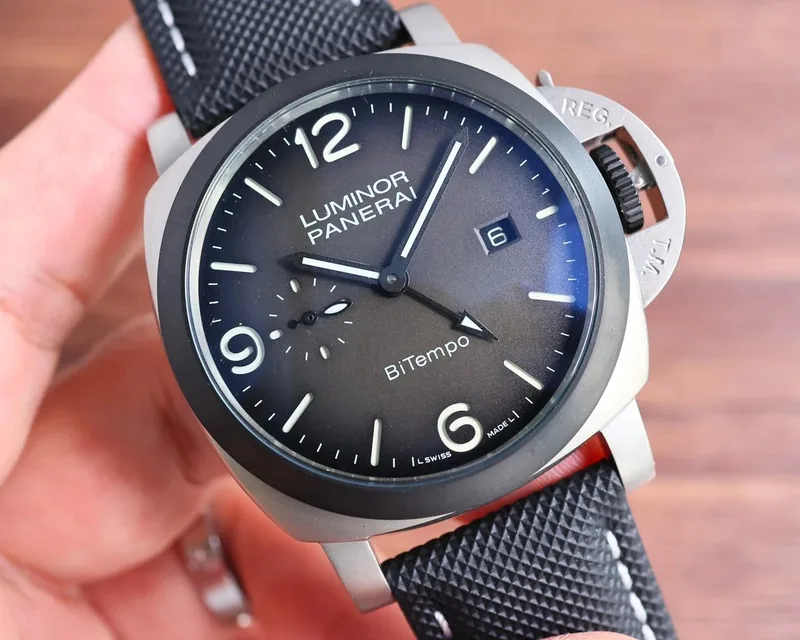 Panerai Submersible Automatic Watch 47mm