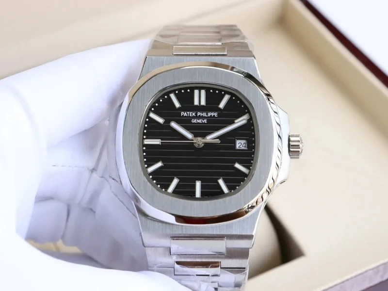Patek Philippe Nautilus Automatic Watch Ver.D