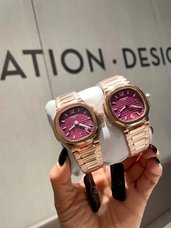 Patek Philippe Nautilus Quartz Ladies Watch 35mm