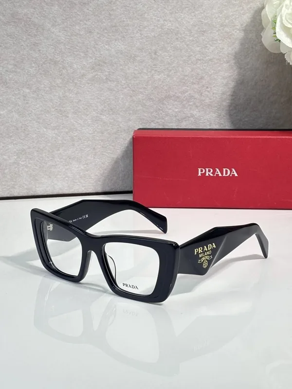 Prada PR 08YS Sunglasses 51-18-145
