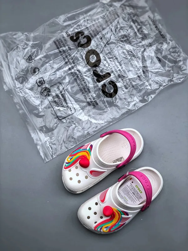 Slides Women