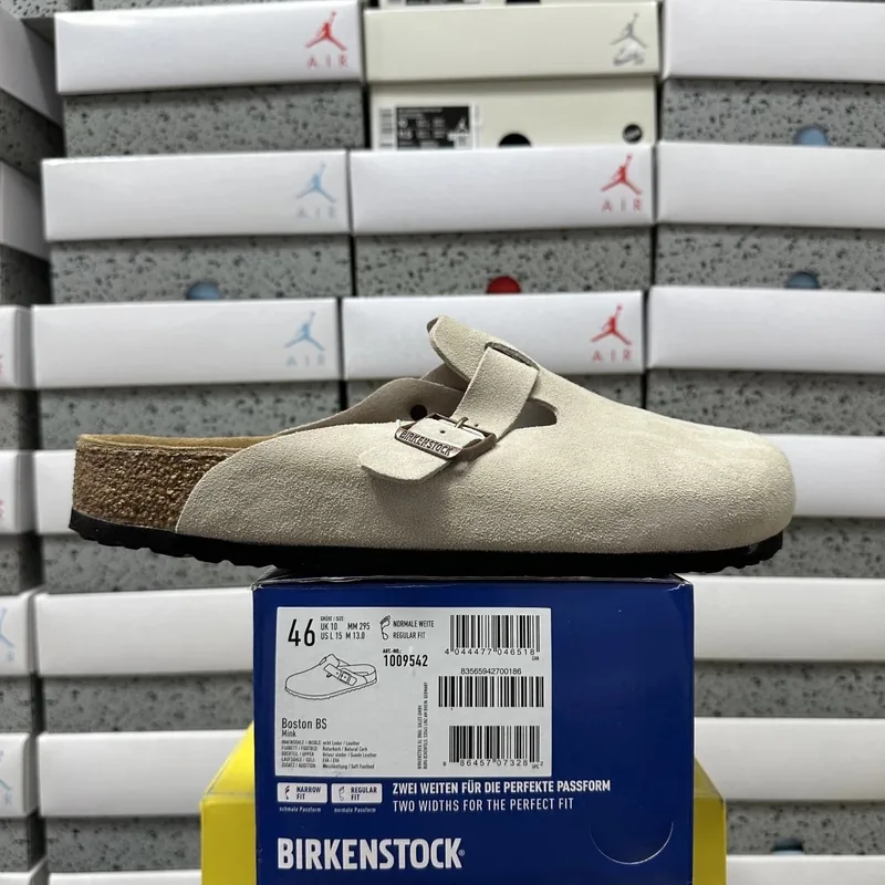 Slides Women