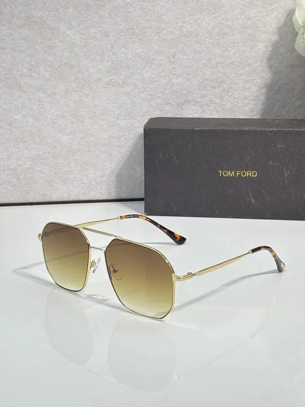 Tom Ford FT0852 Sunglasses 60-16-145