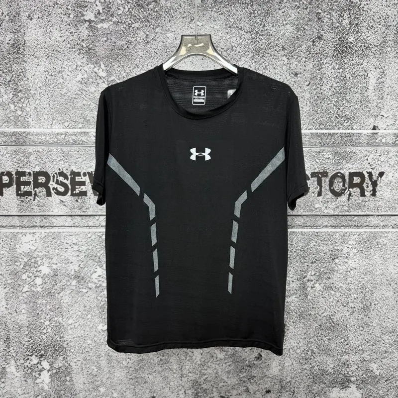 UA Black T-Shirt