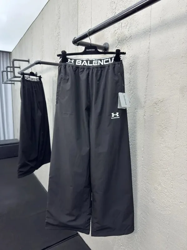 UA Pants Women