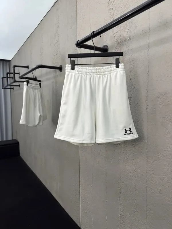 UA Shorts Women Ver.B