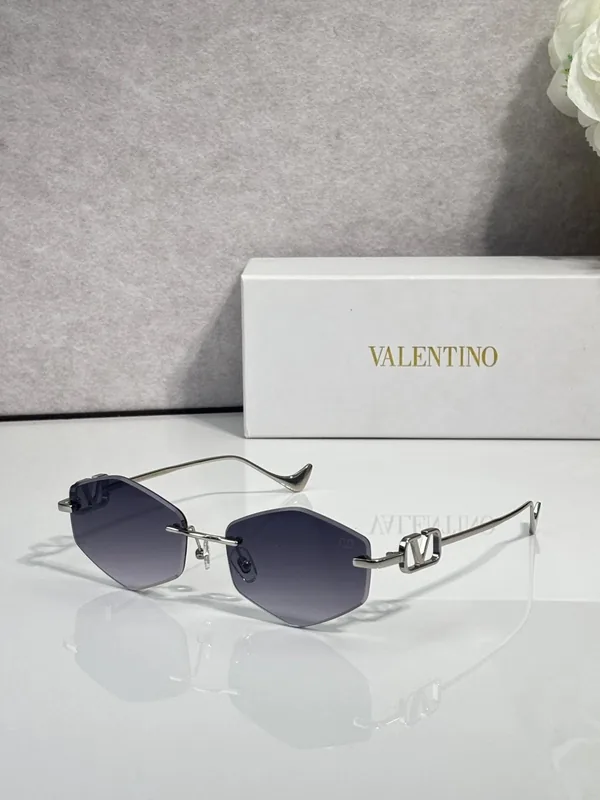 Valentino VLS-187 Sunglasses 58-18-145 Ver.A
