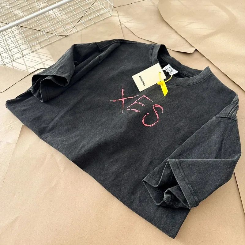 Vetements Black T-Shirt Women Ver.E