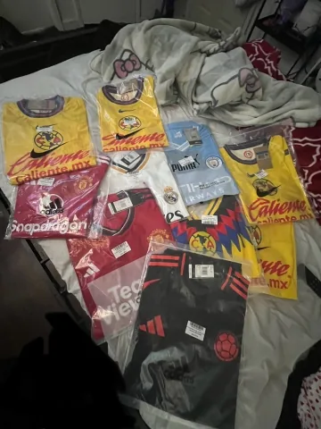 Buyer photo — Colombia Away Authentic Soccer Jersey 2024