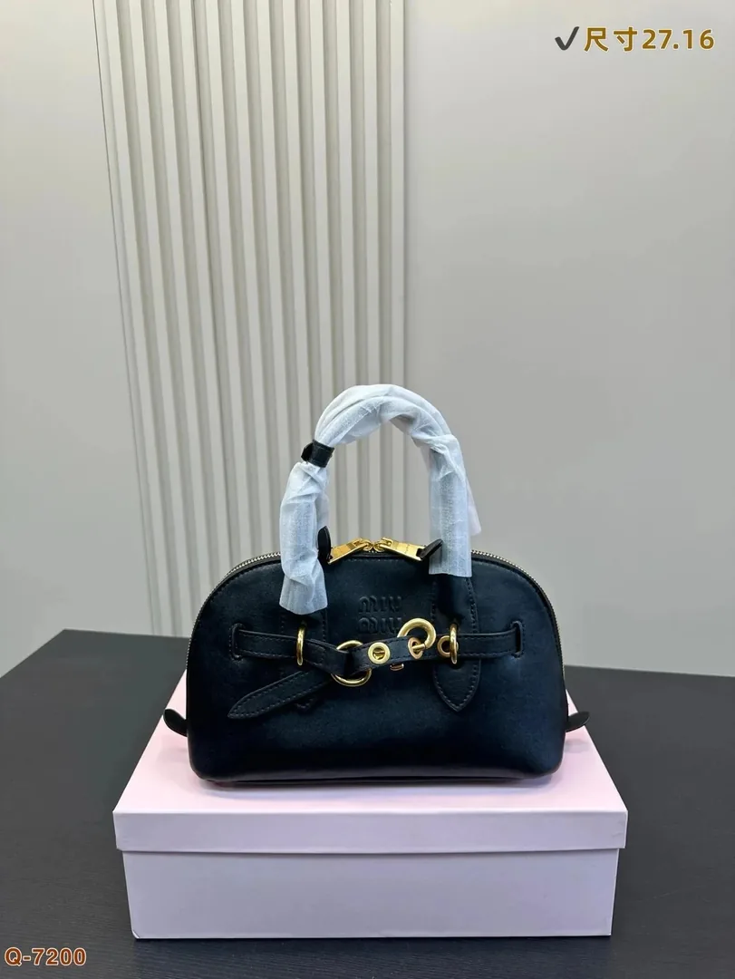 Bag Collection — QC