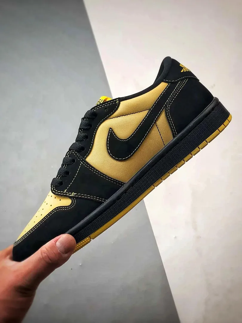 Air Jordan 1 Low Quai 54 Black Yellow — Photo 6