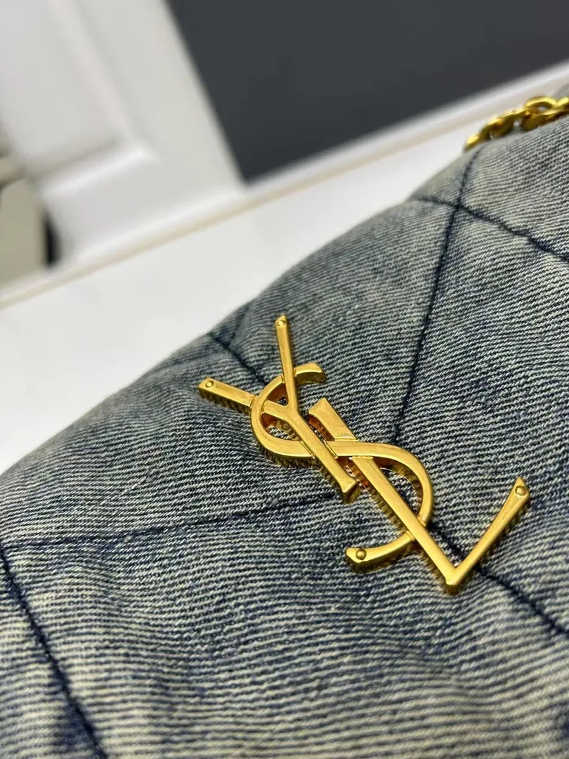 Saint Laurent Leather Handbag — photo 4