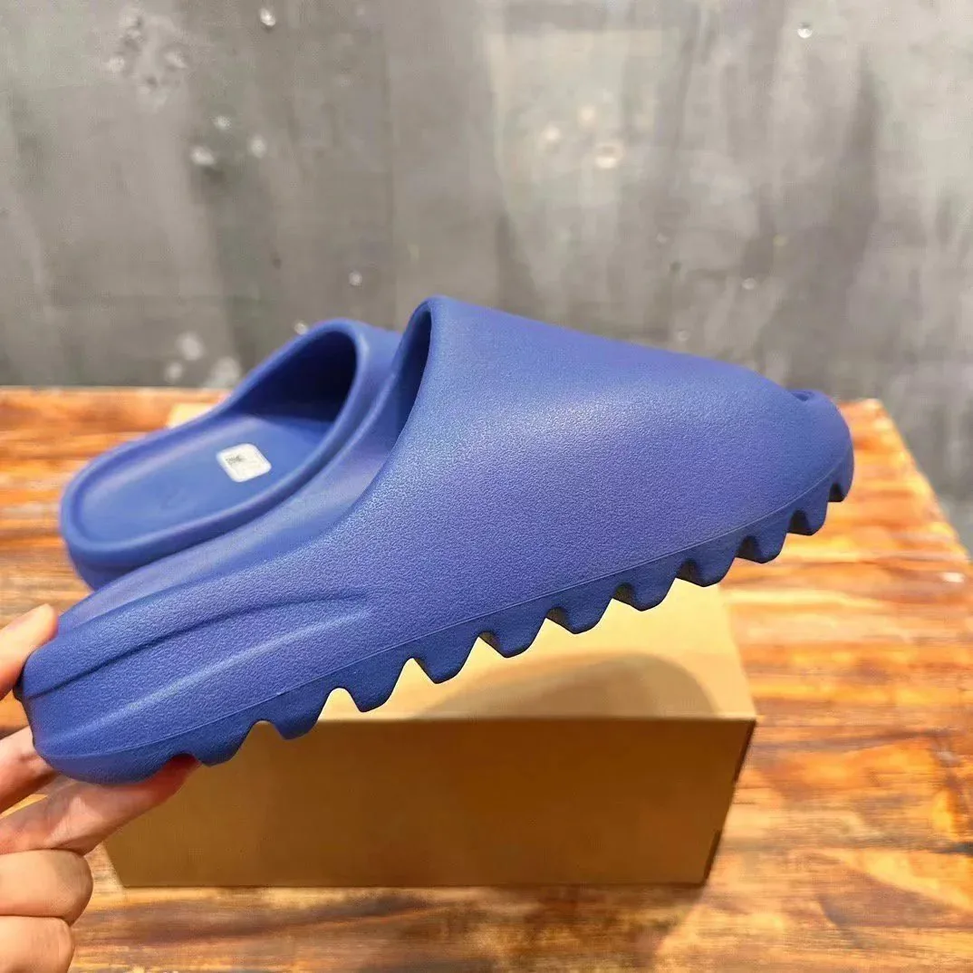 Yeezy Slide Black Foam Sandal — QC