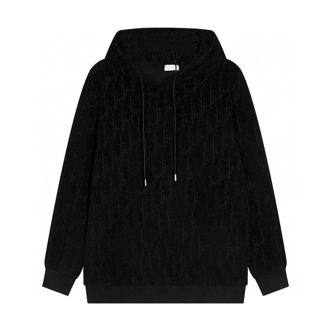 Long-Sleeve Tee — Photo 10