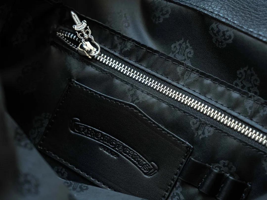 Chrome Hearts Cemetery Cross Crossbody Bag — photo 8