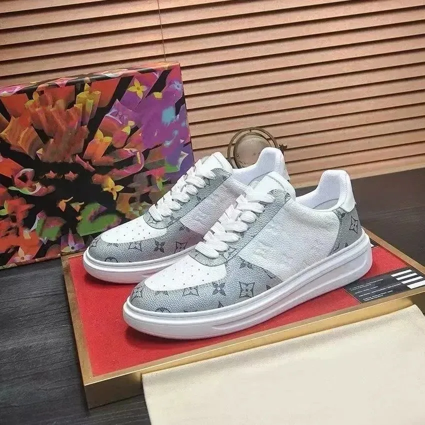Louis Vuitton LV Trainer White Low-Top Trainers — Photo 4