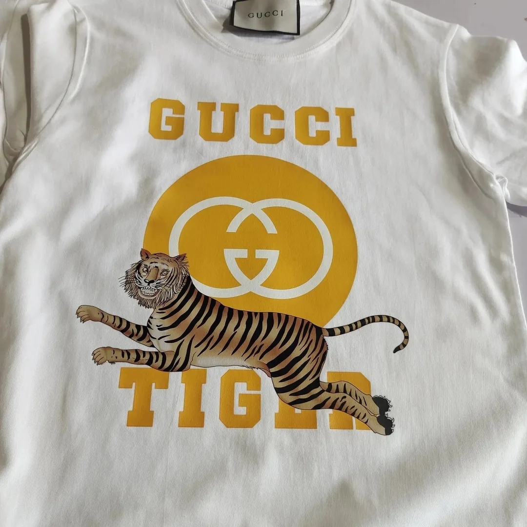 Unisex Short-Sleeve Tee — QC