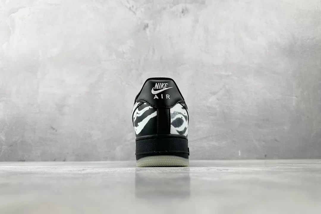 Nike Air Force 1 Skeleton — QC