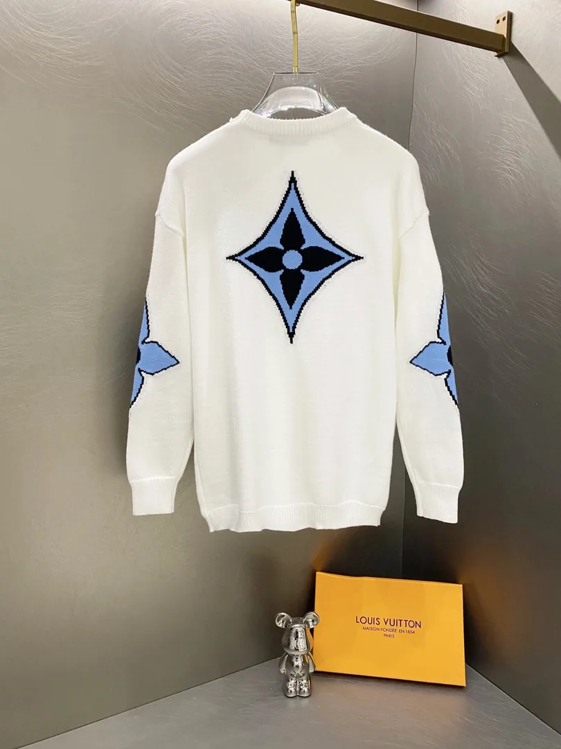 Clover Sleeve Logo Knit Crewneck Sweater — QC