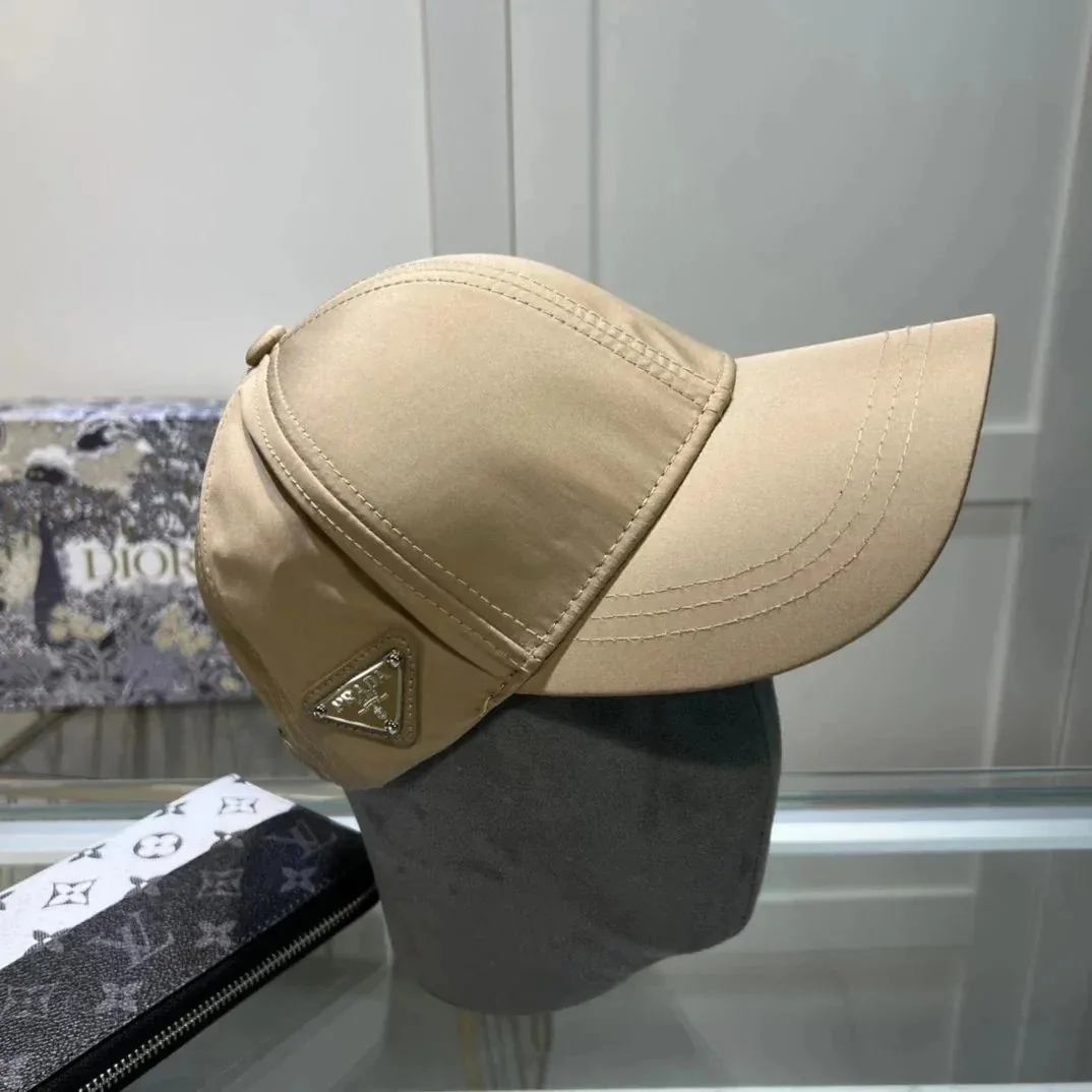 Metal Triangle Baseball Cap — Photo 5
