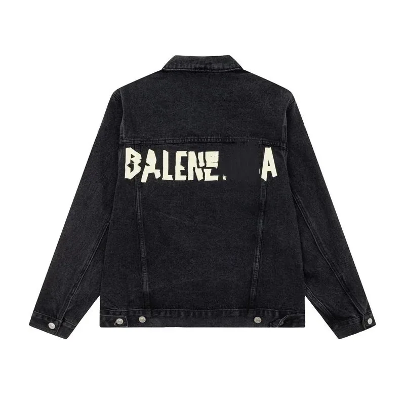 Balenciaga Coat — QC