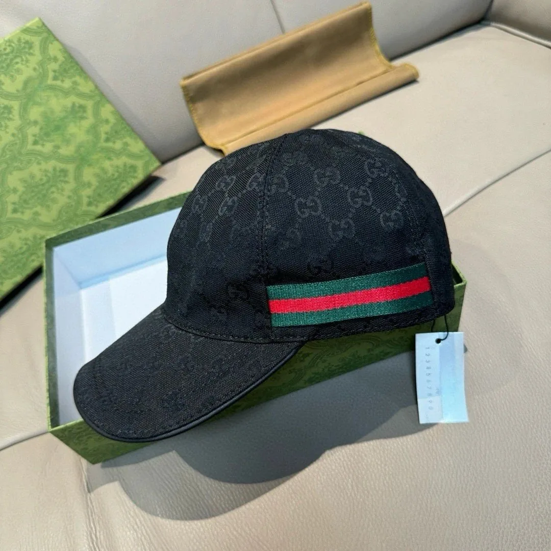 Patterned Accessory