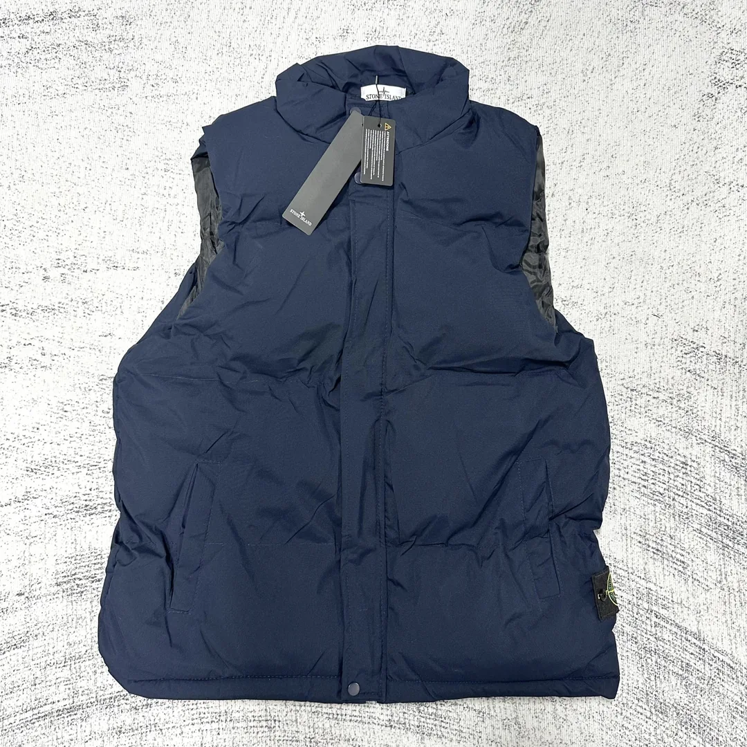 Streetwear Down Vest — Photo 5