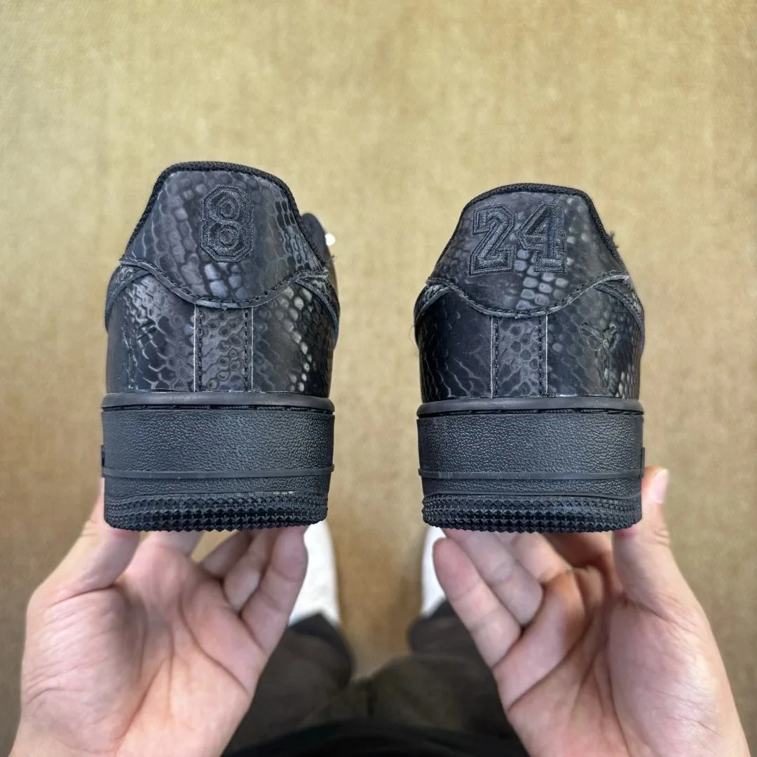 Nike Air Force 1 Kobe Low Black Snake — Photo 6