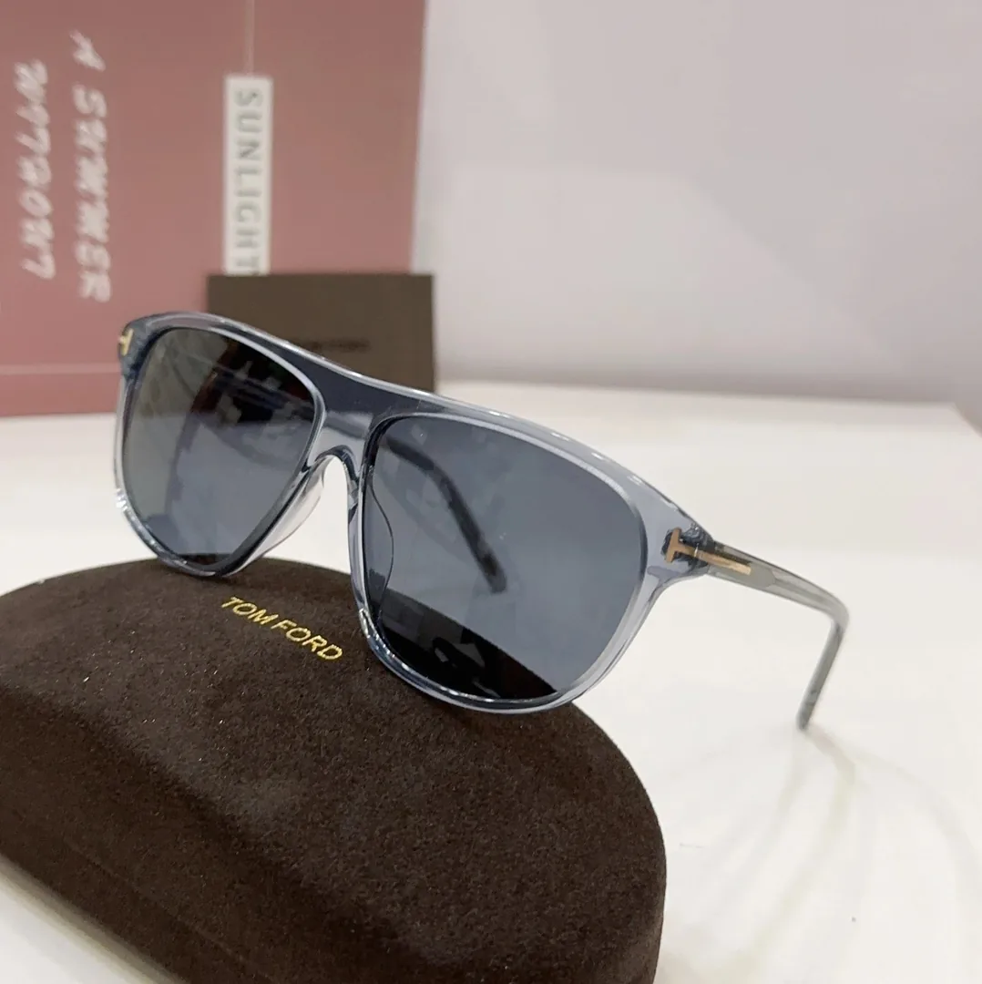 Tom Ford Sunglasses — photo 8